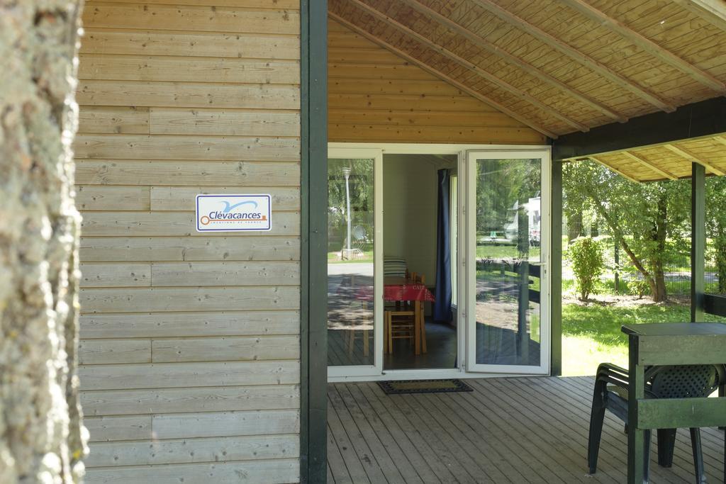 Camping Du Port De Plaisance Peronne  Phòng bức ảnh